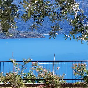 https://casa-vacanze-perla-del-lago.it-lombardy.com