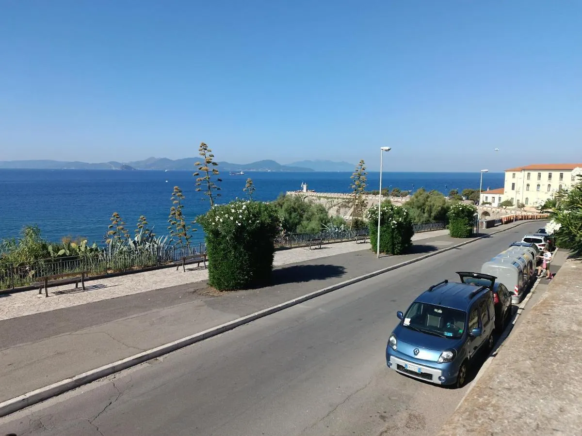 La Vista Storica Apartment Piombino